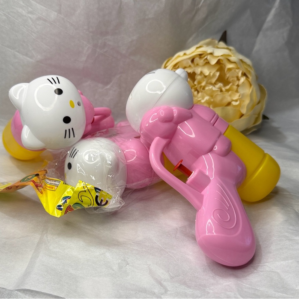 Pink Cat Bubble Gun Toy with Yellow Reservoir - Kids Playset